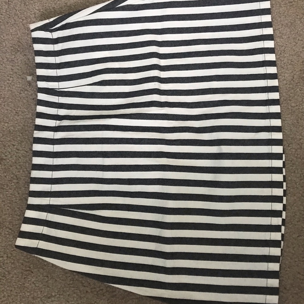Striped mini skirt